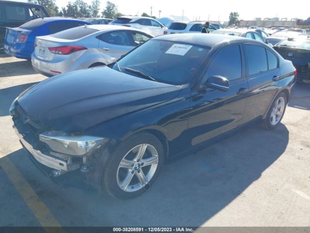 Photo 1 VIN: WBA3B1C51FK137897 - BMW 320I 