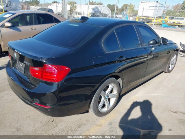 Photo 3 VIN: WBA3B1C51FK137897 - BMW 320I 