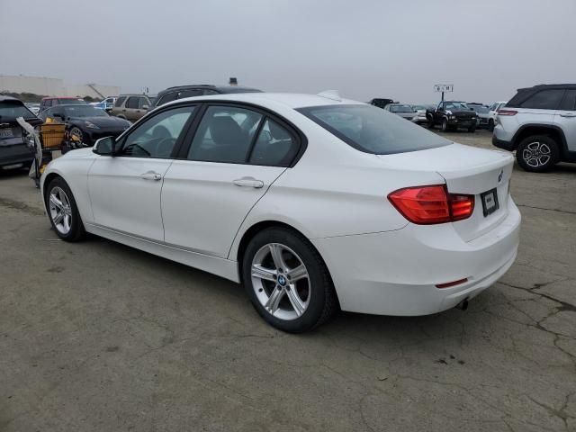 Photo 1 VIN: WBA3B1C51FP831895 - BMW 320 I 