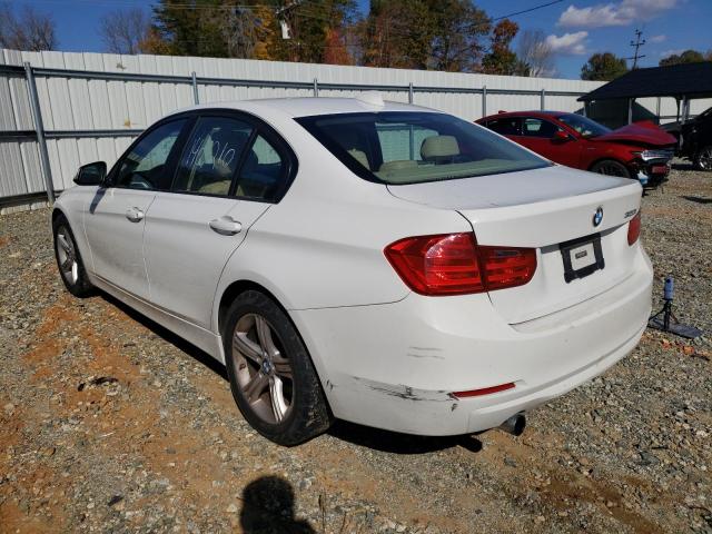 Photo 2 VIN: WBA3B1C52DF461561 - BMW 320 I 