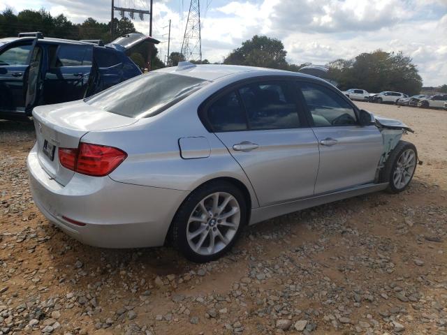 Photo 2 VIN: WBA3B1C52DK130437 - BMW 320 I 