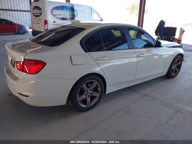 Photo 3 VIN: WBA3B1C52EK131928 - BMW 320I 