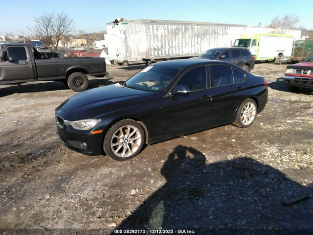 Photo 1 VIN: WBA3B1C52EK132447 - BMW 320I 