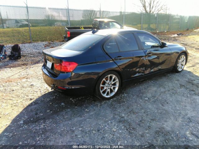 Photo 3 VIN: WBA3B1C52EK132447 - BMW 320I 