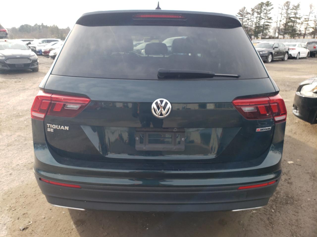 Photo 5 VIN: WBA3B1C52EK132934 - VOLKSWAGEN TIGUAN 