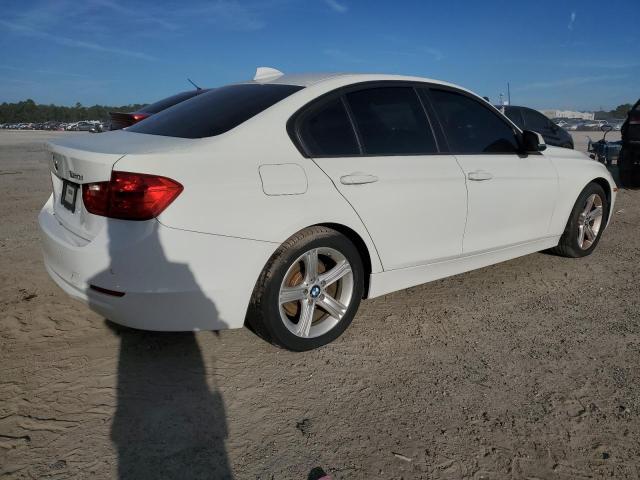 Photo 2 VIN: WBA3B1C52EK133985 - BMW 320 I 