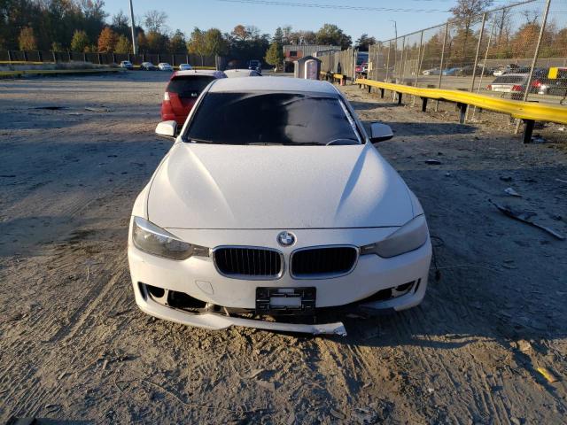 Photo 4 VIN: WBA3B1C52EK134506 - BMW 3 SERIES 