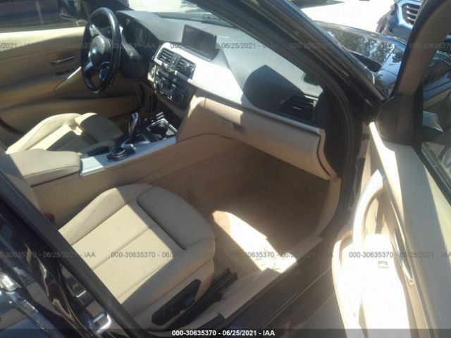 Photo 4 VIN: WBA3B1C52EP678913 - BMW 3 