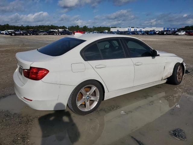 Photo 2 VIN: WBA3B1C52EP680578 - BMW 320 I 