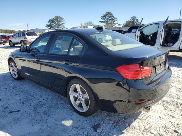 Photo 1 VIN: WBA3B1C52FK137634 - BMW 3 SERIES 