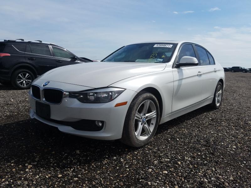 Photo 1 VIN: WBA3B1C52FK140730 - BMW 320 