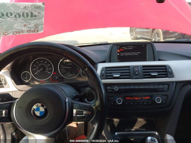 Photo 6 VIN: WBA3B1C52FK141313 - BMW 320I 