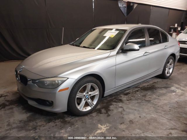 Photo 1 VIN: WBA3B1C52FP681070 - BMW 320I 