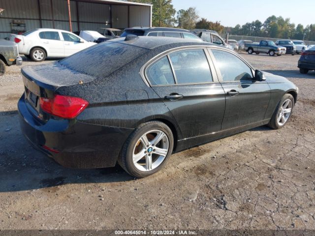 Photo 3 VIN: WBA3B1C52FP681277 - BMW 320I 