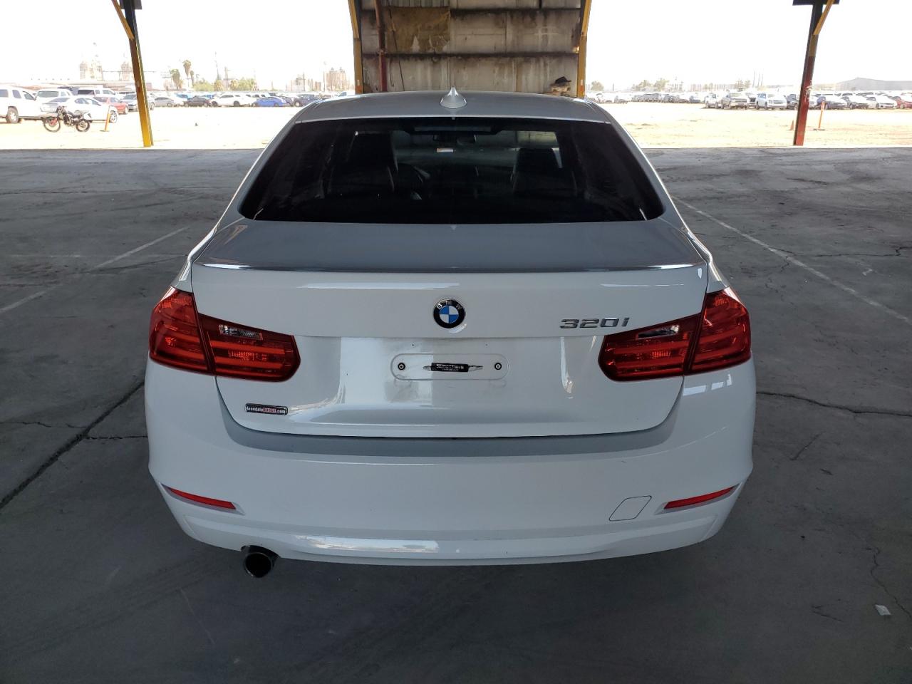 Photo 5 VIN: WBA3B1C53DK130219 - BMW 3ER 