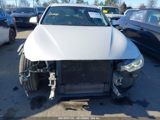 Photo 5 VIN: WBA3B1C53EK132084 - BMW 320I 