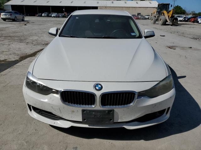 Photo 4 VIN: WBA3B1C53FK136055 - BMW 3 SERIES 