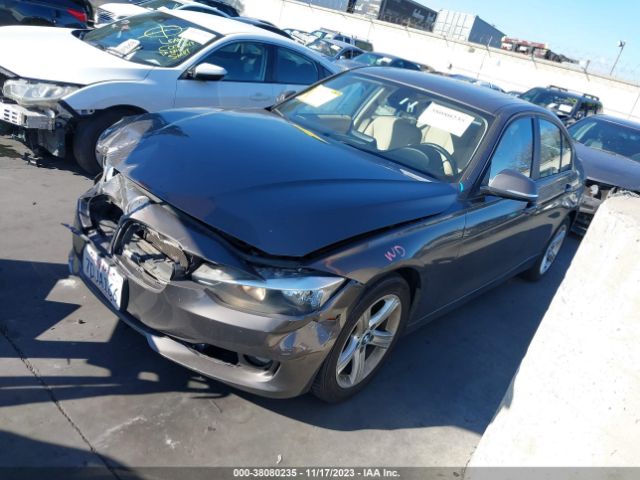 Photo 1 VIN: WBA3B1C54DF462176 - BMW 320I 