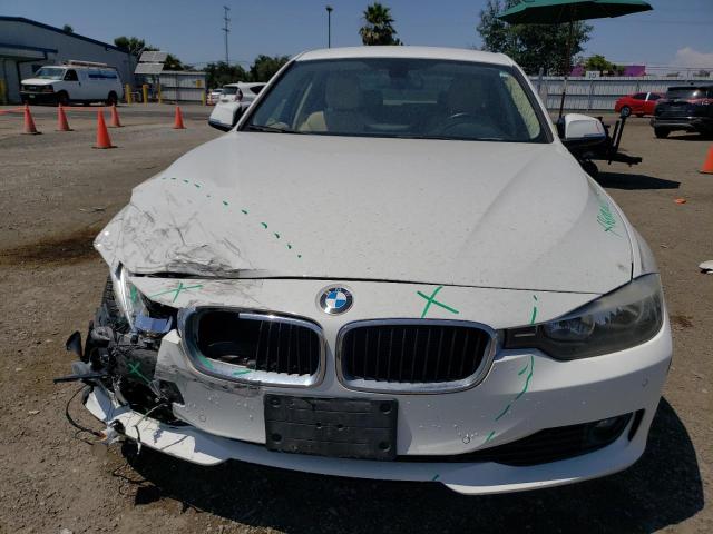 Photo 4 VIN: WBA3B1C54EK134877 - BMW 320 I 