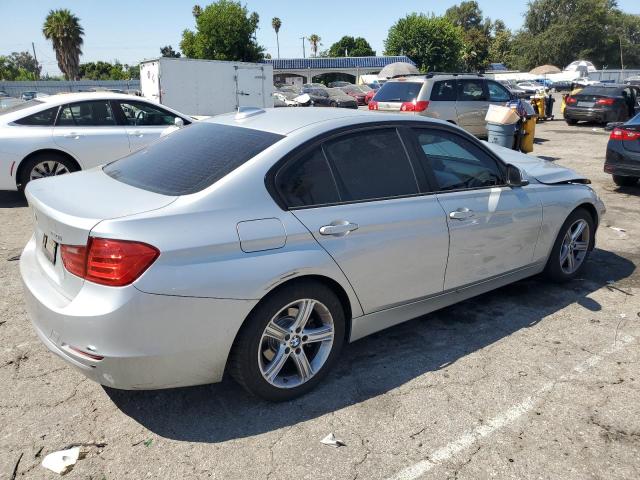 Photo 2 VIN: WBA3B1C54FK141653 - BMW 320 I 