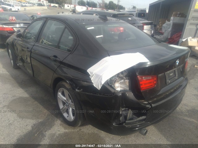 Photo 2 VIN: WBA3B1C54FP831468 - BMW 3 