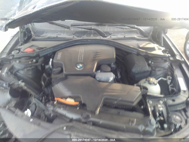 Photo 9 VIN: WBA3B1C54FP831468 - BMW 3 