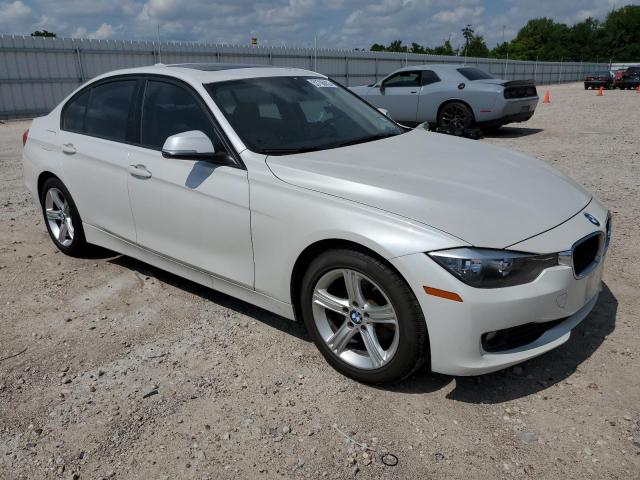 Photo 3 VIN: WBA3B1C55DK130657 - BMW 320 I 