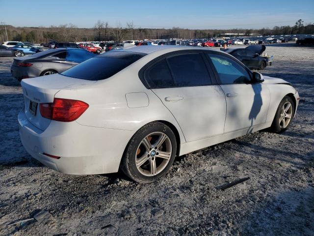 Photo 2 VIN: WBA3B1C55EK135584 - BMW 3 SERIES 