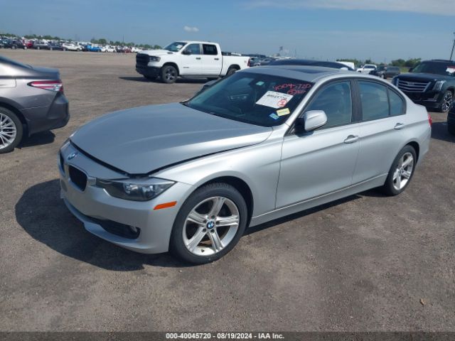 Photo 1 VIN: WBA3B1C55FK140740 - BMW 320I 