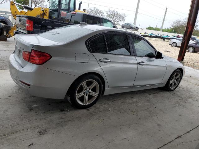 Photo 2 VIN: WBA3B1C55FP830958 - BMW 3 SERIES 