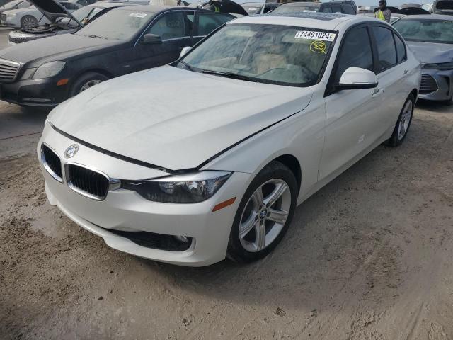 Photo 0 VIN: WBA3B1C56DK128660 - BMW 320 I 