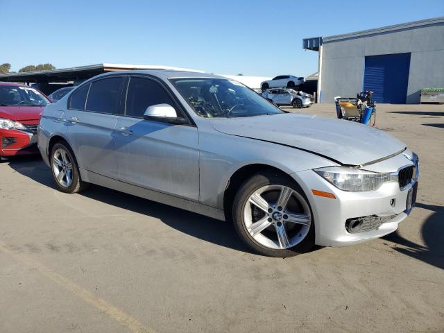 Photo 3 VIN: WBA3B1C56EP679305 - BMW 320 I 