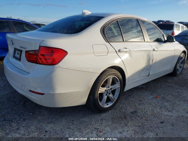 Photo 3 VIN: WBA3B1C56EP679448 - BMW 320 