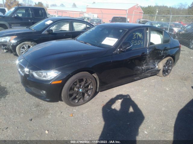 Photo 1 VIN: WBA3B1C56EPV79401 - BMW 320I 