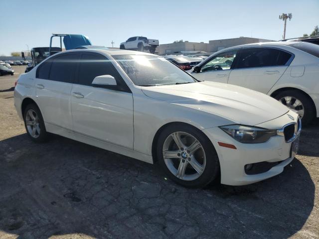 Photo 3 VIN: WBA3B1C56EPV79723 - BMW 3 SERIES 