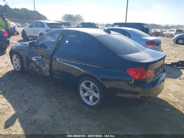 Photo 2 VIN: WBA3B1C56FK136034 - BMW 320I 