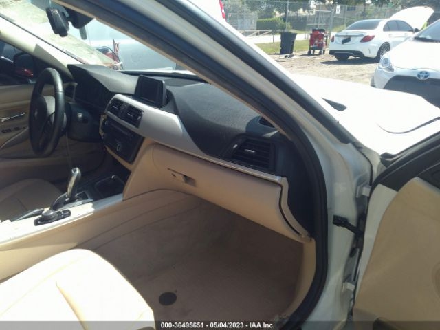 Photo 4 VIN: WBA3B1C56FK137555 - BMW 320I 