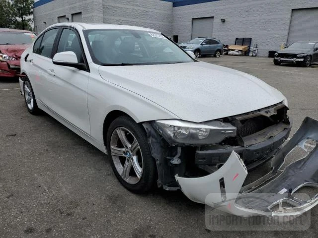 Photo 3 VIN: WBA3B1C56FK137989 - BMW 3ER 