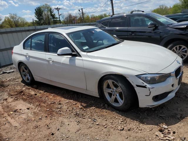 Photo 3 VIN: WBA3B1C56FK139340 - BMW 3 SERIES 