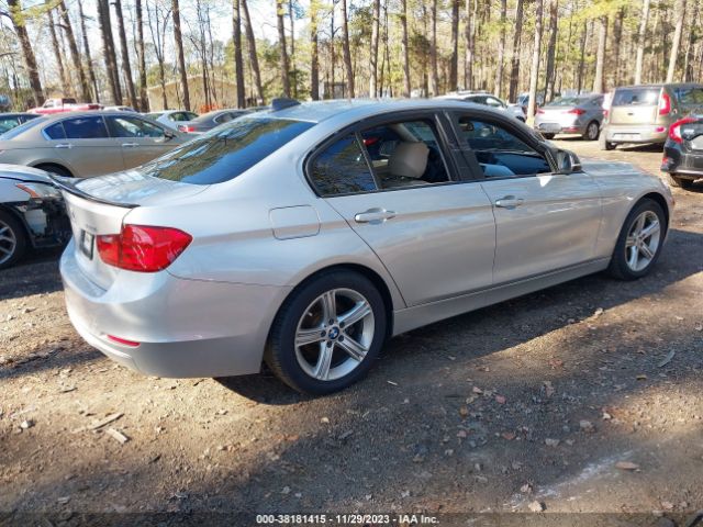 Photo 3 VIN: WBA3B1C56FP831231 - BMW 320I 