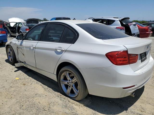 Photo 1 VIN: WBA3B1C57EK133139 - BMW 320I 