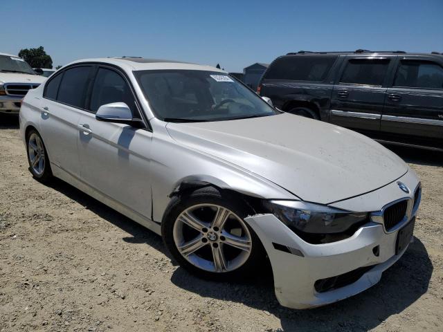 Photo 3 VIN: WBA3B1C57EK133139 - BMW 320I 