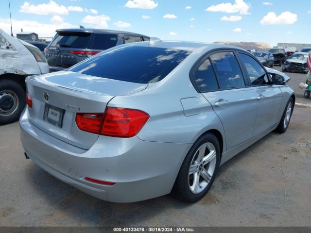 Photo 3 VIN: WBA3B1C57FK136043 - BMW 320I 