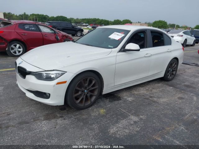 Photo 1 VIN: WBA3B1C57FK137578 - BMW 320I 