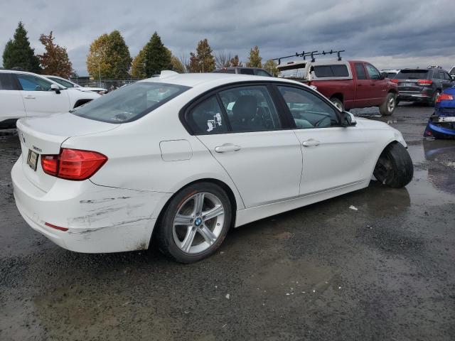 Photo 2 VIN: WBA3B1C57FK141114 - BMW 320 I 