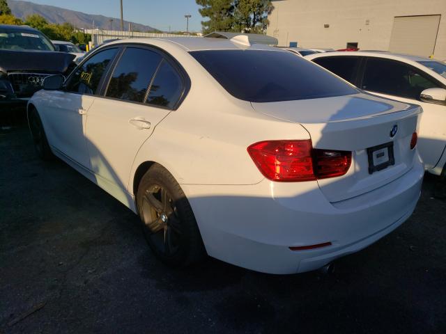 Photo 2 VIN: WBA3B1C57FK141565 - BMW 320I 