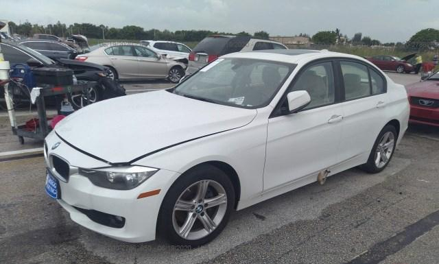 Photo 1 VIN: WBA3B1C57FP681078 - BMW 135 