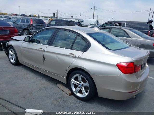 Photo 2 VIN: WBA3B1C58DK128059 - BMW 320I 