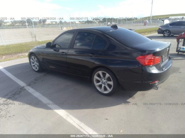 Photo 2 VIN: WBA3B1C58EPV79853 - BMW 3 