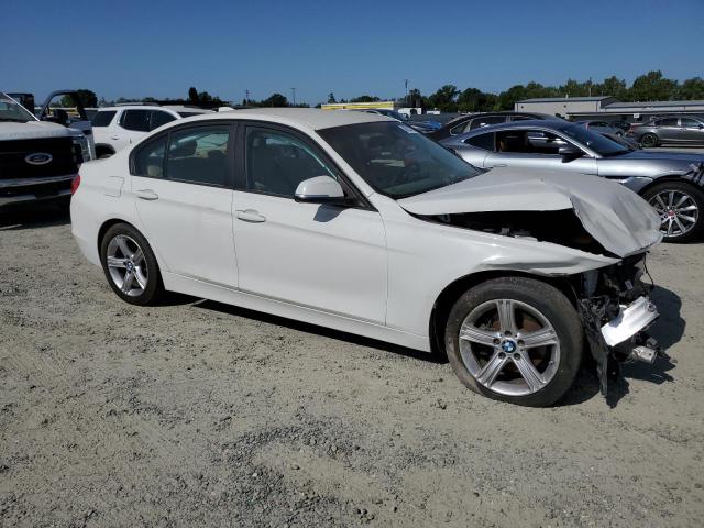 Photo 3 VIN: WBA3B1C58FK136262 - BMW 3 SERIES 